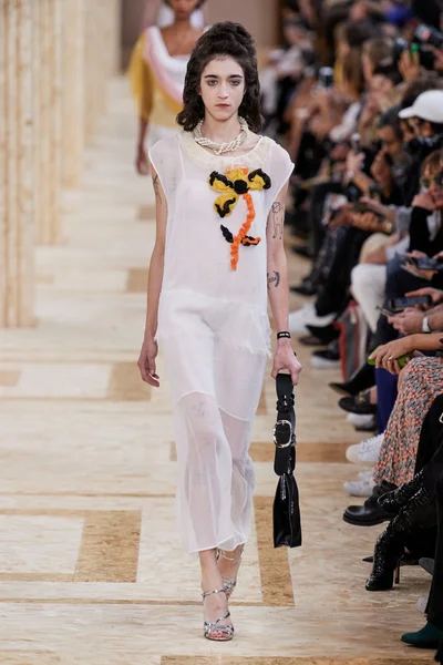 Look 47